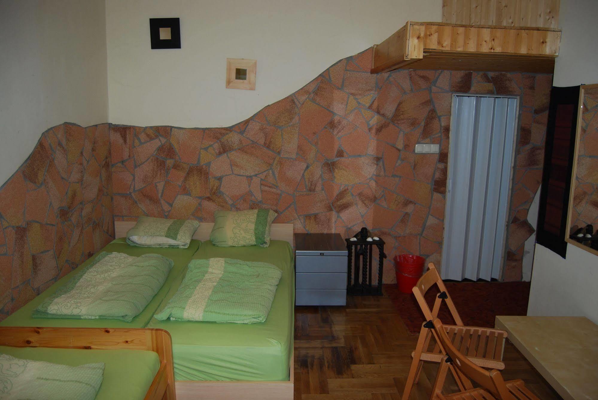 Budapest Centrum Cozy Hostel Екстериор снимка