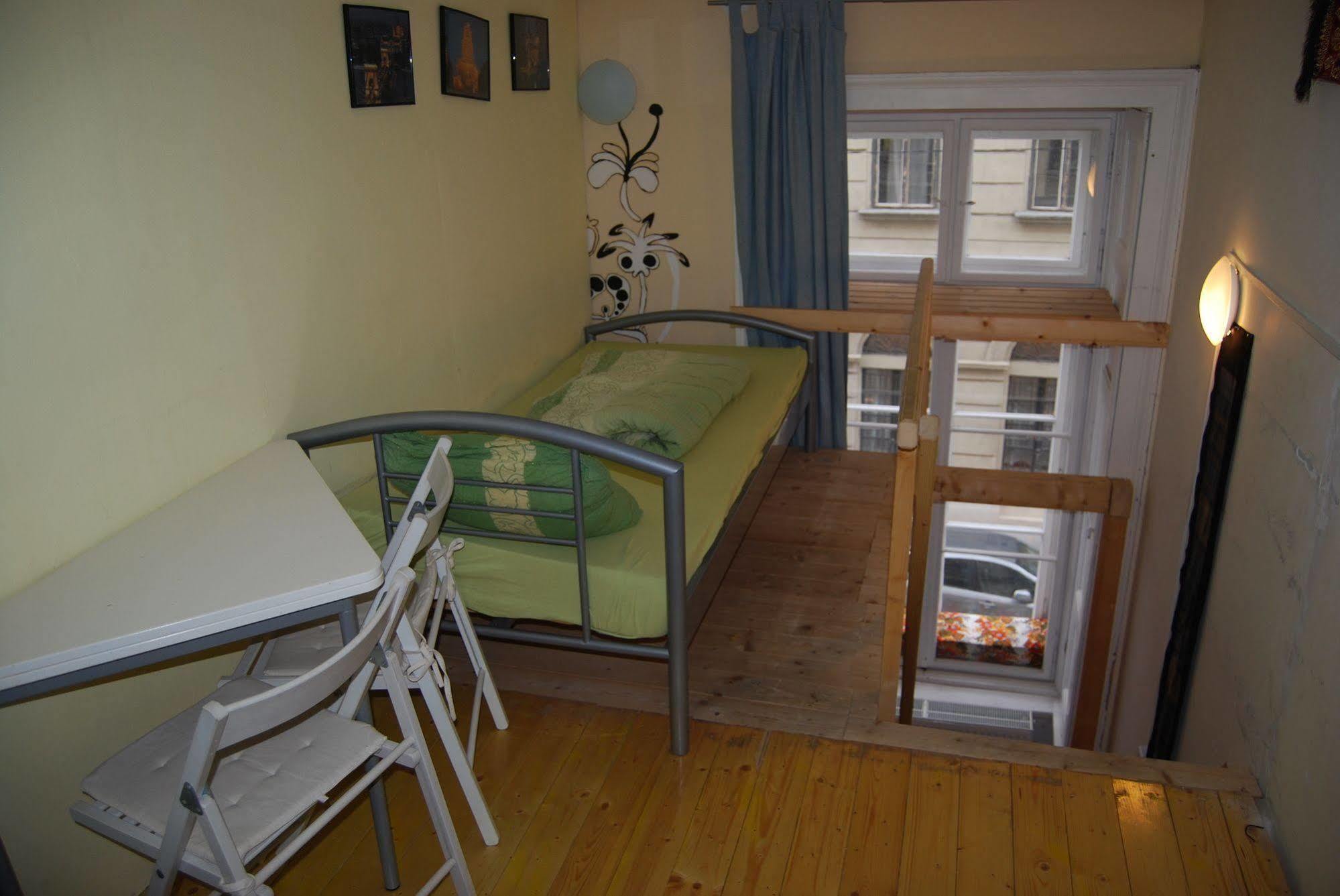 Budapest Centrum Cozy Hostel Екстериор снимка