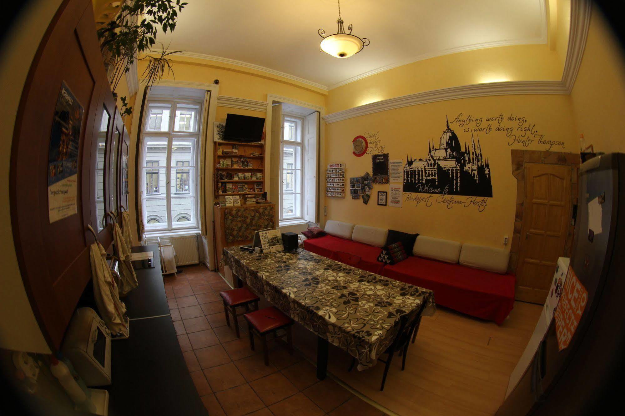 Budapest Centrum Cozy Hostel Екстериор снимка