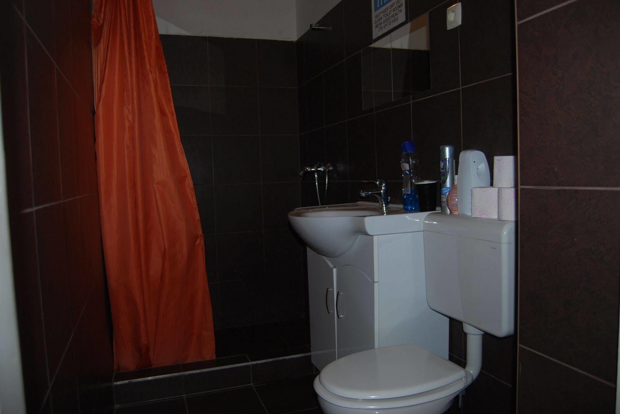 Budapest Centrum Cozy Hostel Екстериор снимка